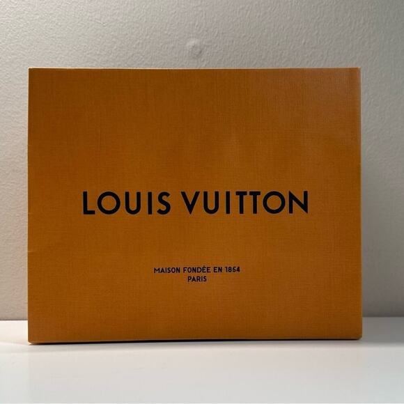 Louis Vuitton LV | Gift Bag | Orange | W8.75 x H7 x D4.5 inch - Picture 1 of 10